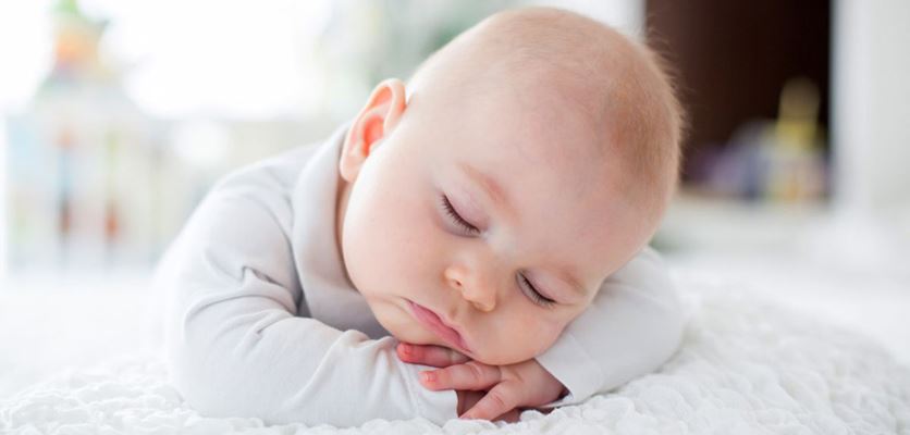 آموزش خواباندن نوزاد