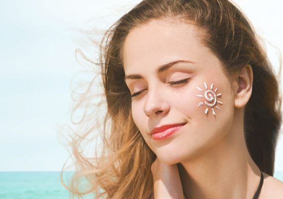 راهنمای استفاده صحیح از ضد آفتاب ها در فصول مختلف سال