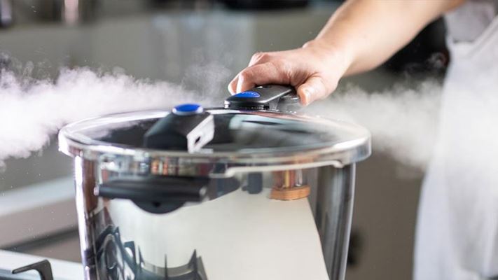 علل نپختن غذا در زود پز چیست؟