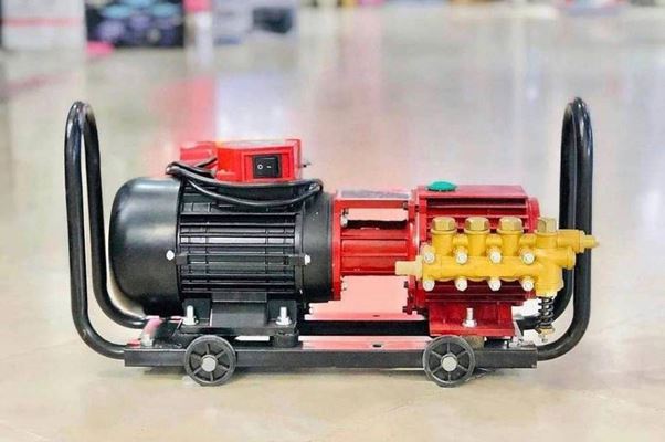 مزایای استفاده از پمپ کارواش صنعتی