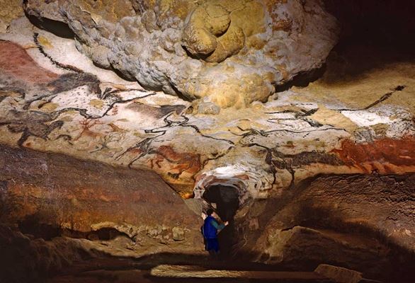 فرانسه:غار لاسکو، نمایشگاه نقاشی از هنرهای ماقبل تاریخ