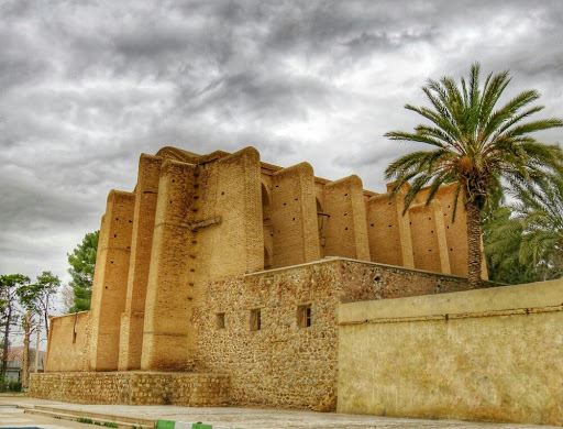 با جاذبه های تاریخی و طبیعی نی ریز فارس آشنا شوید