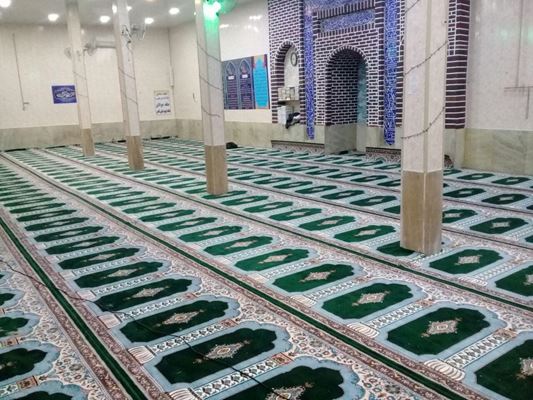 حکم خواندن نماز روی سجاده فرش