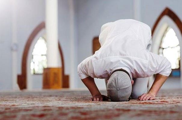 بررسی آثار و فواید نماز برای سلامتی جسم و روح