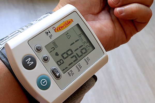 فشار سنج دیجیتال