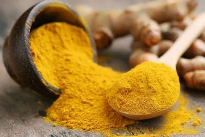 خواص زردچوبه برای پوست