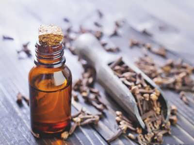 تاثیرات میخک برای زیبایی پوست 