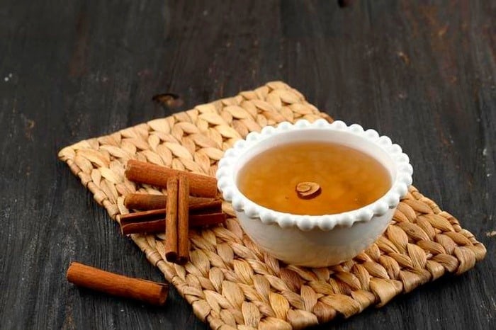استفاده از عسل و دارچین