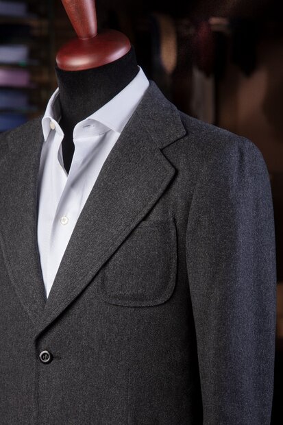 ماجرای کت و شلوار ۴۰ ساله هاکوپیان/ وقتی کیفیت خاطره می‌سازد