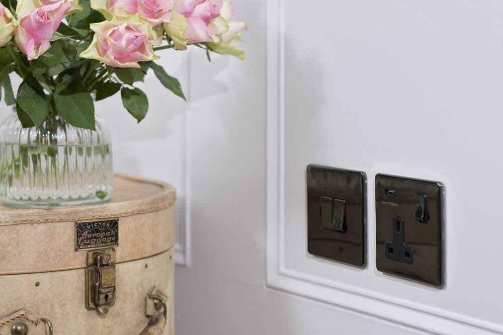 برای خرید کلید و پریز چه نکاتی را باید در نظر بگیریم؟