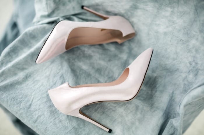 پوشیدن کفش پاشنه بلند