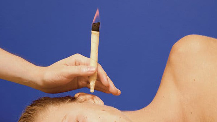 مراحل انجام شمع گذاری گوش