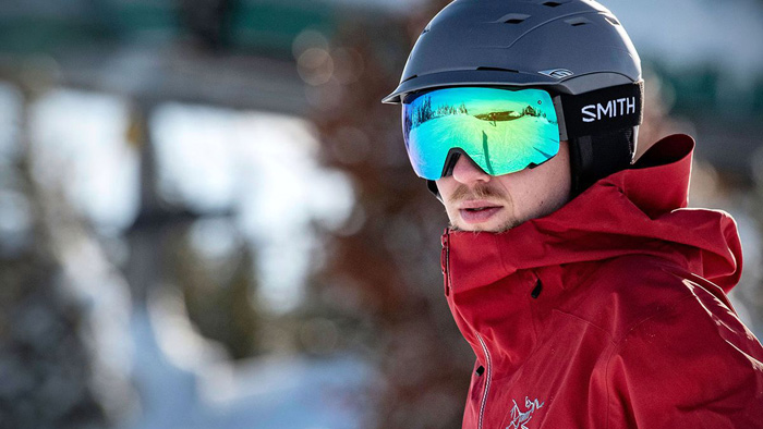 بررسی مزایا و معایب عینک اسکی