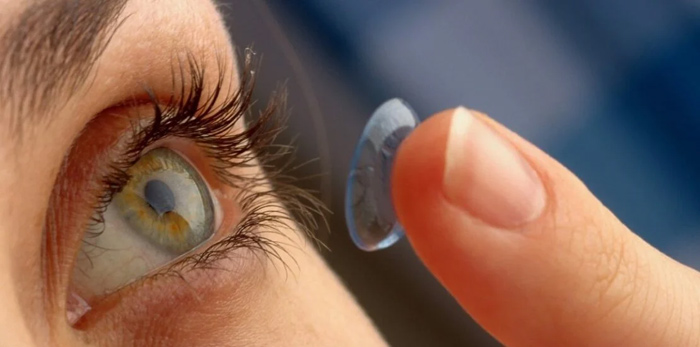 آموزش نحوه نگهداری از لنز چشم