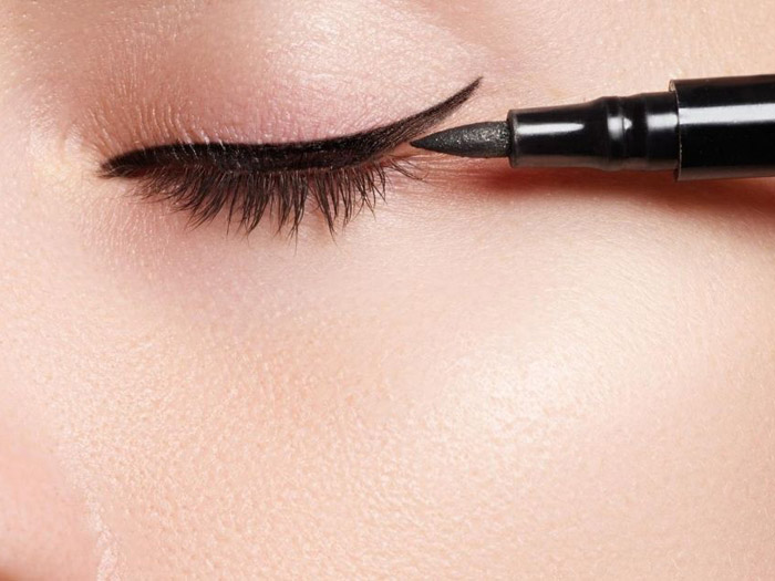 خرید اینترنتی بهترین مدلهای خط چشم